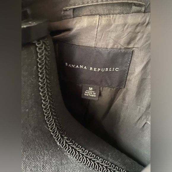 Banana Republic Belted grey trench coat size medium - Picture 7 of 10